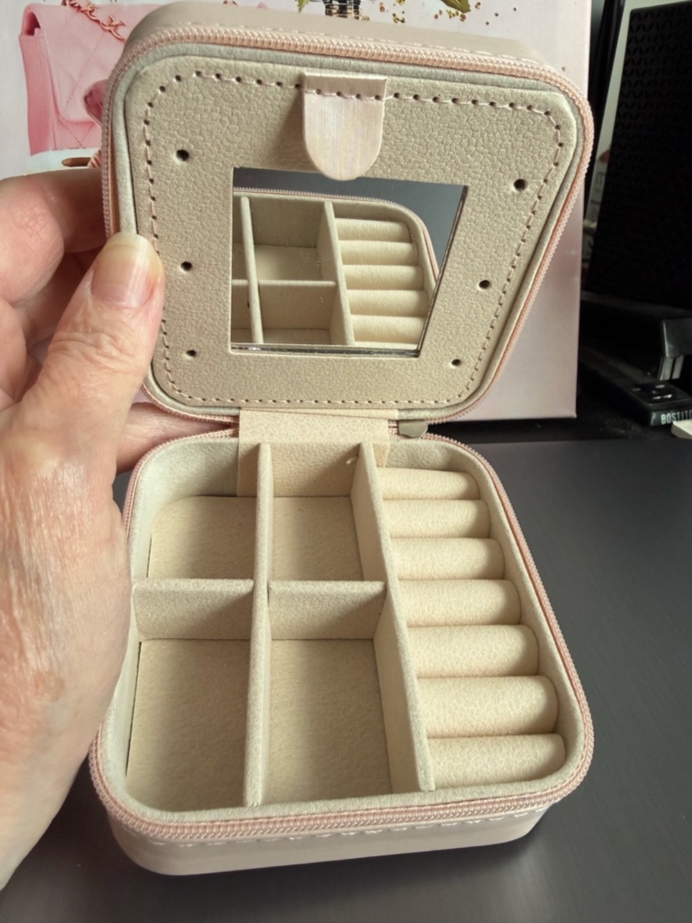 Compact Cream Jewelry Travel Case New in Box Pink / Cream